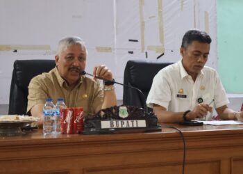 Uang Saku Kepada Para Anggota Paskibraka