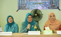 Evaluasi Pelaksanaan Program